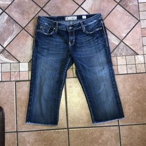 BKE Sabrina capris size 30